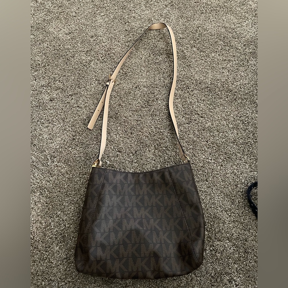 michael kors crossbody purse
